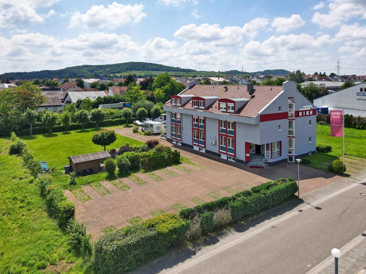 Kraichgau-Perle Hotel Rauenberg  Екстериор снимка